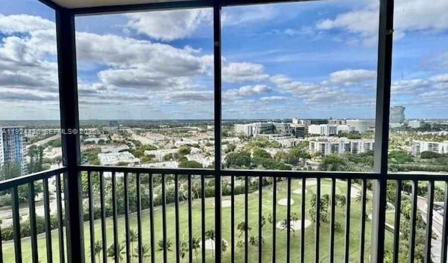 20335 W Country Club Dr 2101, Aventura, FL 33180 - 1 Beds, 2 Bath