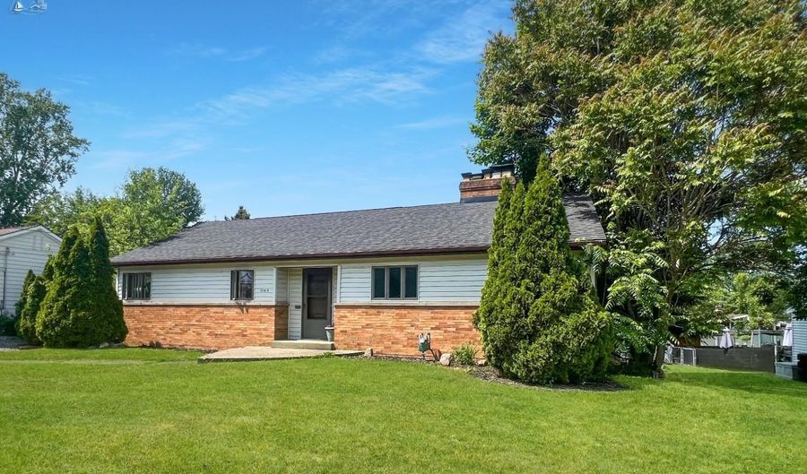 1165 Park Ave, Amherst, OH 44001 - 4 Beds, 3 Bath