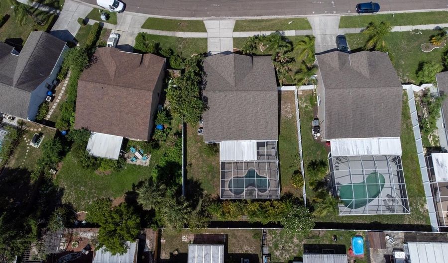 122 ISLAND WATER Way, Apollo Beach, FL 33572 - 3 Beds, 2 Bath