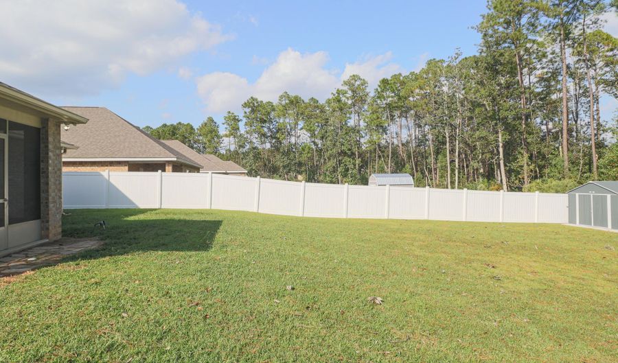 5282 Overland Dr, Biloxi, MS 39532 - 5 Beds, 3 Bath