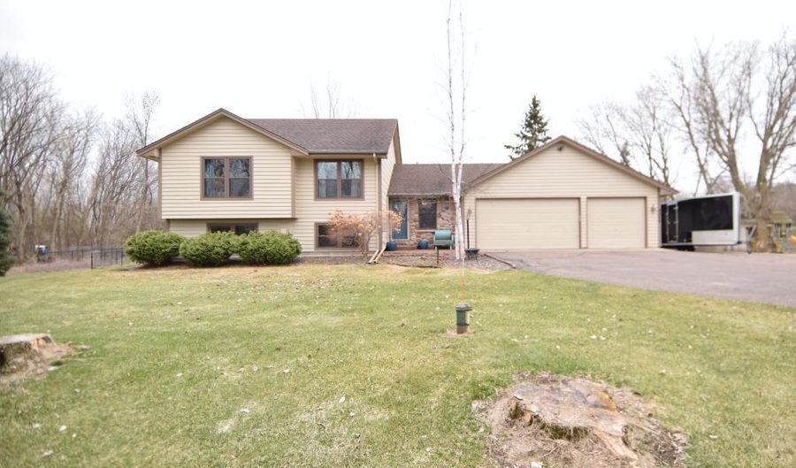 4250 152nd Ave NW, Andover, MN 55304 - 6 Beds, 3 Bath