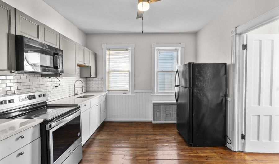 394 Gregory St 1, Bridgeport, CT 06604 - 3 Beds, 2 Bath