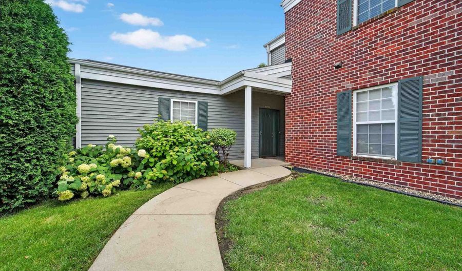5444 Patriot Dr, Madison, WI 53718 - 2 Beds, 2 Bath