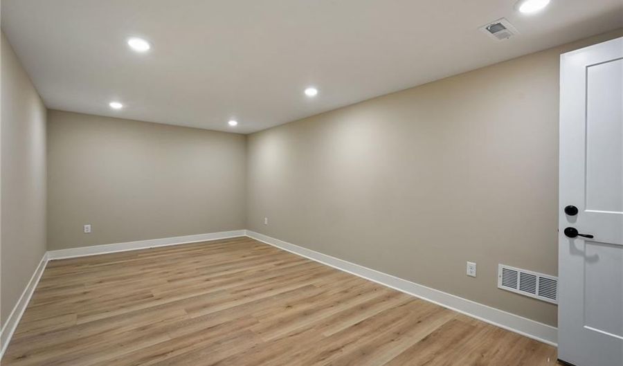 Lot 13 NW County Road 1501 Road, Archie, MO 64725 - 4 Beds, 5 Bath