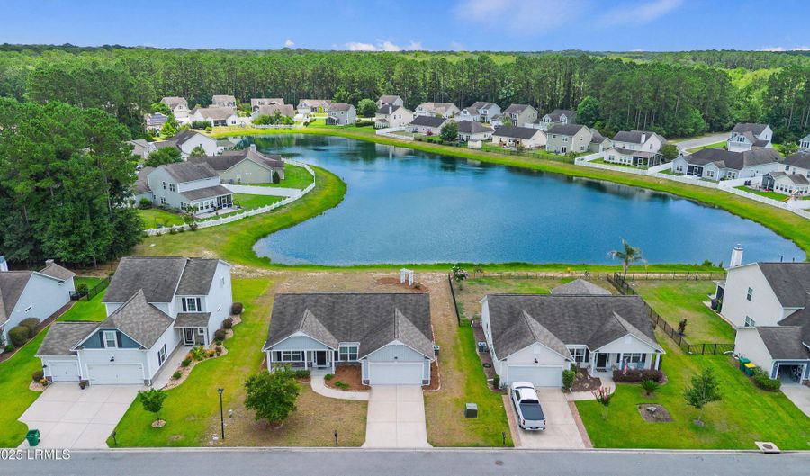 24 Sand Live Oak Dr, Bluffton, SC 29910 - 3 Beds, 2 Bath