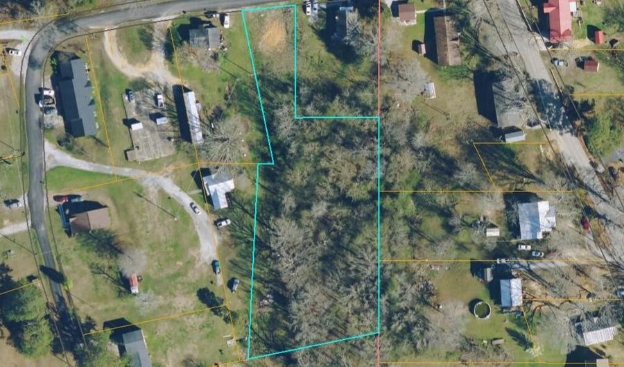 School Ln, Baldwyn, MS 38824 - 0 Beds, 0 Bath