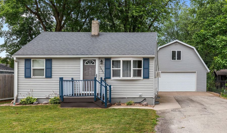 1631 N WILMER St, Appleton, WI 54911 - 3 Beds, 1 Bath