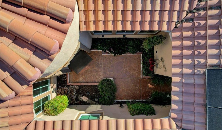 3278 Dove Run Creek Dr, Las Vegas, NV 89135 - 3 Beds, 4 Bath