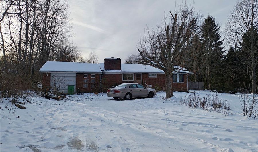 7407 Jefferson Rd, Ashtabula, OH 44004 - 3 Beds, 1 Bath