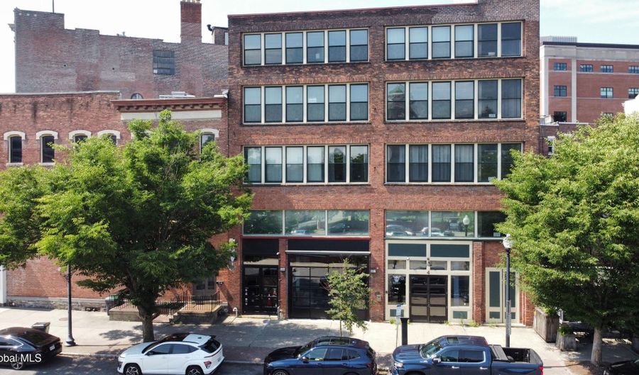 4-6 Sheridan Ave, Albany, NY 12207 - 0 Beds, 0 Bath