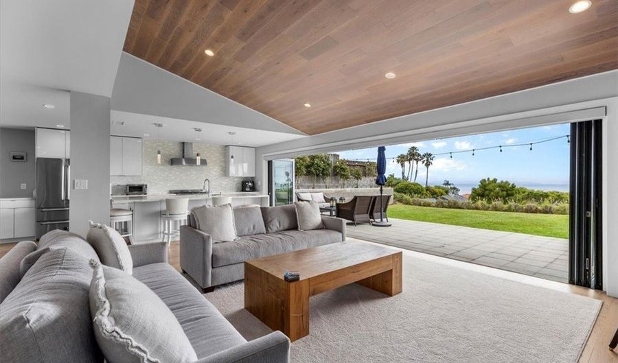 7292 Berry Hill Dr, Rancho Palos Verdes, CA 90275 - 3 Beds, 3 Bath