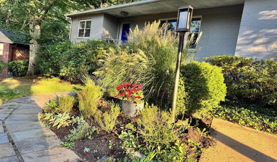 4300 37TH Rd N, Arlington, VA 22207 - 5 Beds, 3 Bath