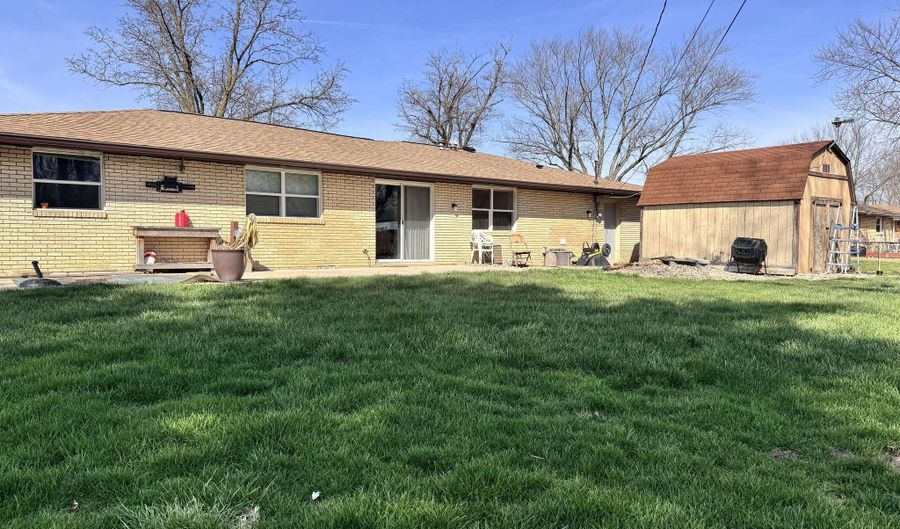5218 Fletcher St, Anderson, IN 46013 - 3 Beds, 2 Bath