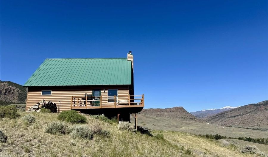 174 Hawk Dr, Cody, WY 82414 - 4 Beds, 2 Bath