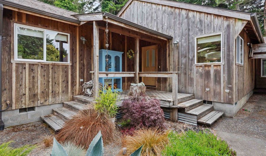 1023 MICHIGAN Ave, Bandon, OR 97411 - 2 Beds, 2 Bath