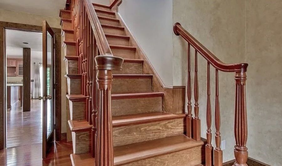 72 Long Hl 2, Bolton, MA 01740 - 3 Beds, 2 Bath