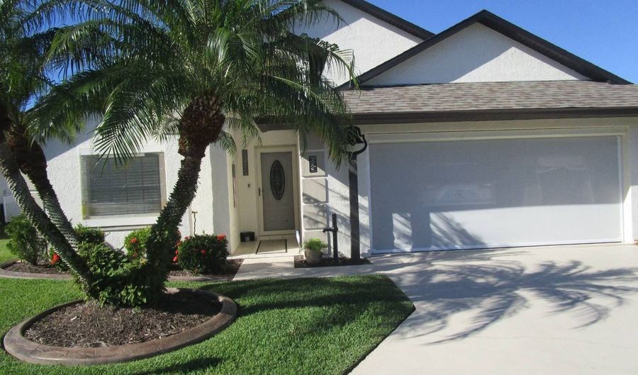693 W Wesley Cir, Avon Park, FL 33825 - 2 Beds, 2 Bath