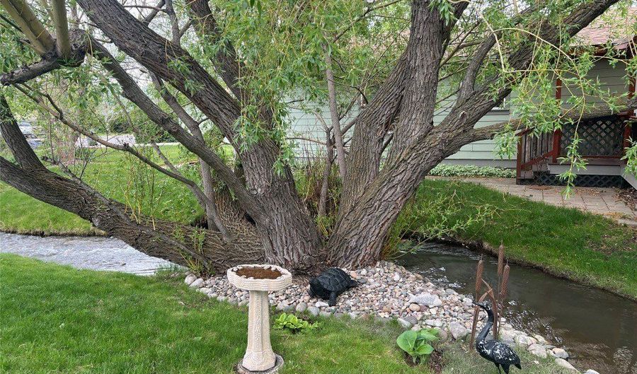 808 Golden W Dr, Belgrade, MT 59714 - 3 Beds, 2 Bath