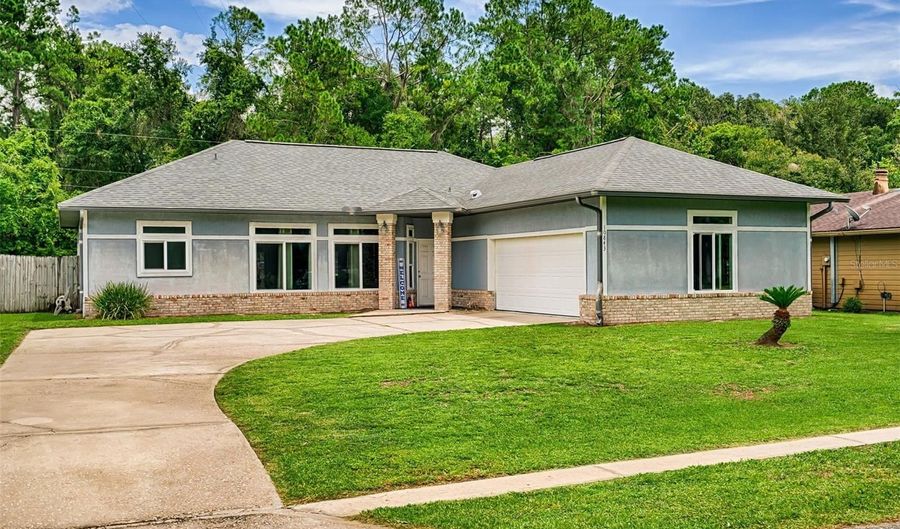 10843 NW 60TH Ter, Alachua, FL 32615 - 3 Beds, 2 Bath