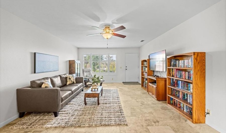 4395 Albatross Way, Oceanside, CA 92057 - 2 Beds, 2 Bath