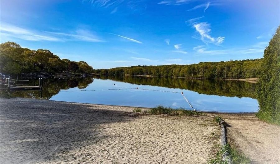 29 Pepper Bush Trl, Narragansett, RI 02874 - 2 Beds, 1 Bath