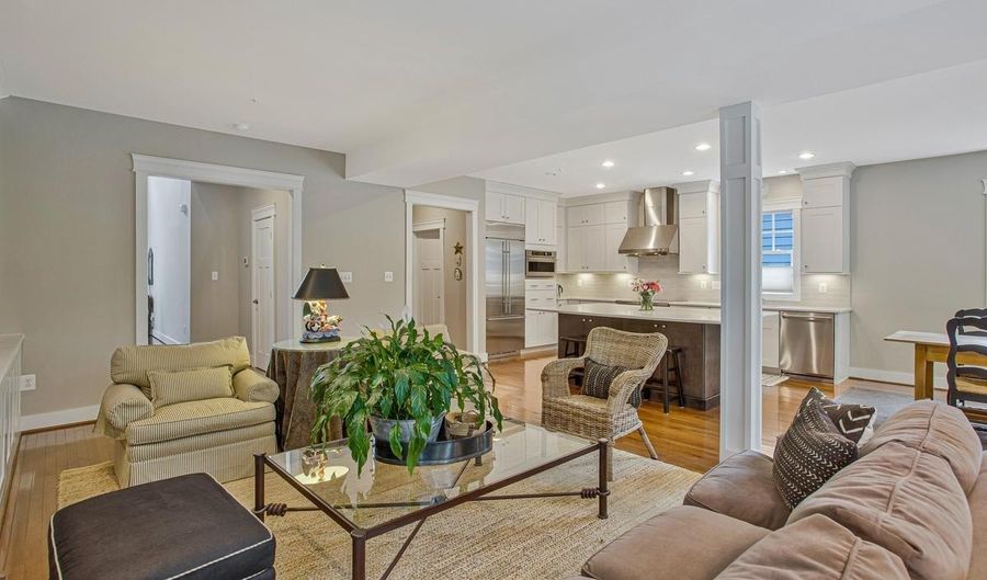 126 MARQUISE Ln, Annapolis, MD 21401 - 3 Beds, 3 Bath