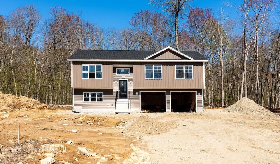 178 Tripp Hollow Rd, Brooklyn, CT 06234 - 3 Beds, 2 Bath