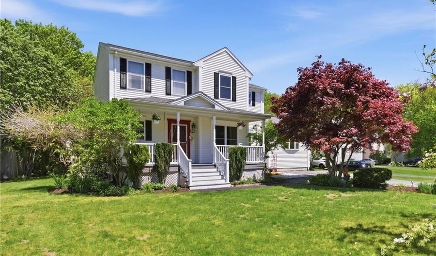 57 Hunters Crossing Dr, Coventry, RI 02816 - 3 Beds, 3 Bath