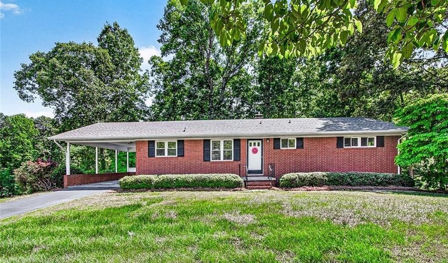 1348 Henley Dr, Asheboro, NC 27205 - 3 Beds, 3 Bath