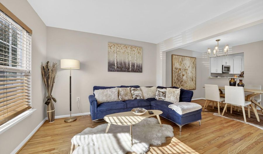 3932 BURNS Pl SE, Washington, DC 20019 - 3 Beds, 4 Bath