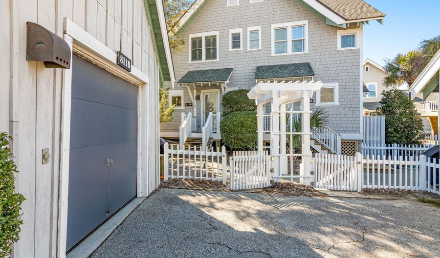 811 S Bald Head Wynd # B, Bald Head Island, NC 28461 - 3 Beds, 4 Bath
