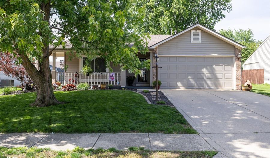 7420 Glensford Dr, Avon, IN 46123 - 3 Beds, 3 Bath