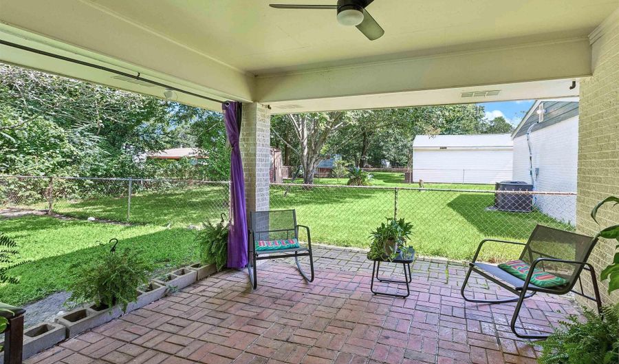 12223 Palmyra Dr, Baton Rouge, LA 70807 - 3 Beds, 2 Bath