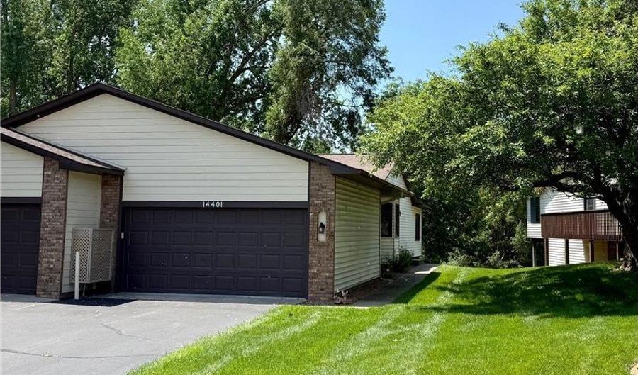 14401 Glenda Dr, Apple Valley, MN 55124 - 2 Beds, 2 Bath