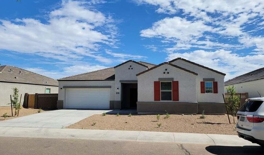 3015 N BROOKLYN Dr, Buckeye, AZ 85396 - 5 Beds, 3 Bath