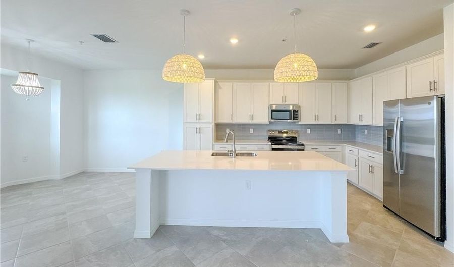 5583 Double Eagle Cir 4141, Ave Maria, FL 34142 - 2 Beds, 2 Bath