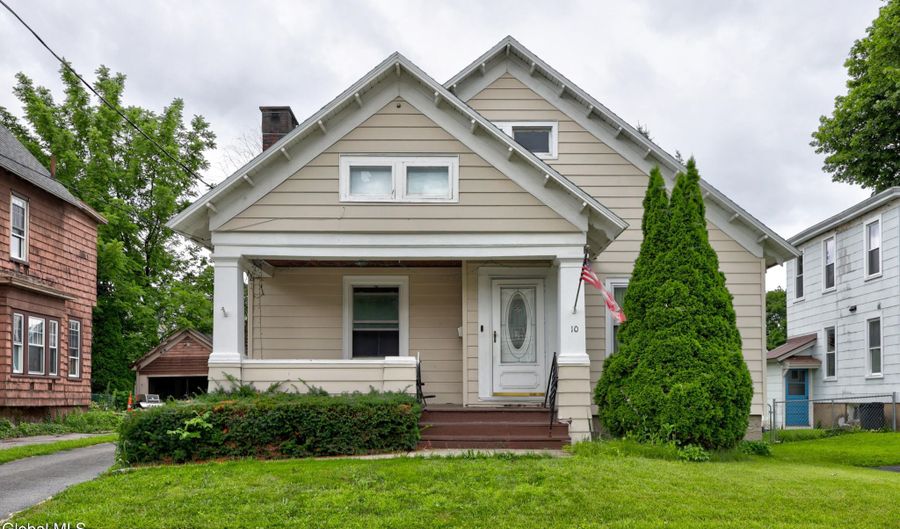 10 Arnold Ave, Amsterdam, NY 12010 - 4 Beds, 1 Bath