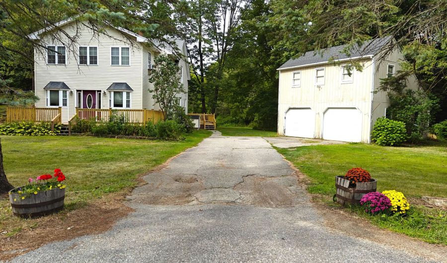 11 Libby Ct, Bath, ME 04530 - 4 Beds, 2 Bath