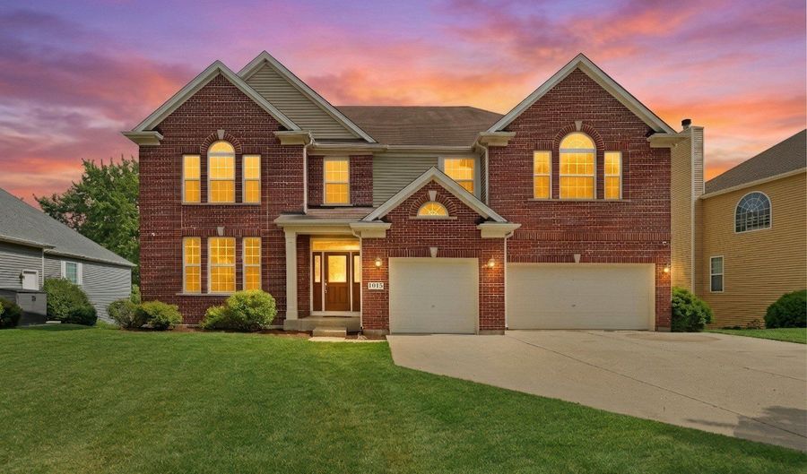 1015 Timber Lake Dr, Antioch, IL 60002 - 5 Beds, 4 Bath