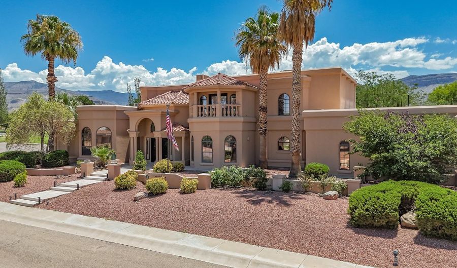 352 Desert Sun Ct, Alamogordo, NM 88310 - 4 Beds, 5 Bath