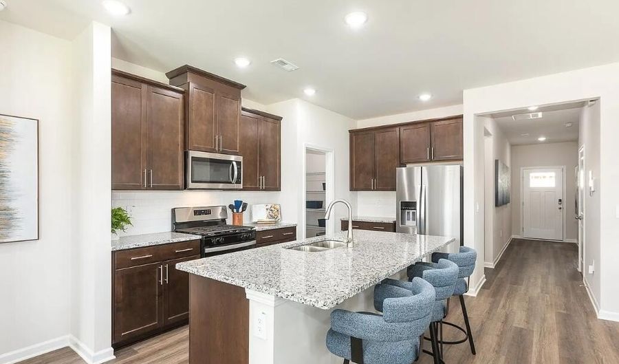 667 White Birch Ln, Angier, NC 27501 - 5 Beds, 3 Bath