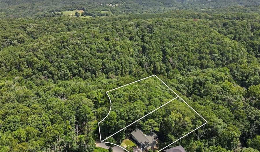 8 Kiswick Cir, Bella Vista, AR 72714 - 3 Beds, 3 Bath