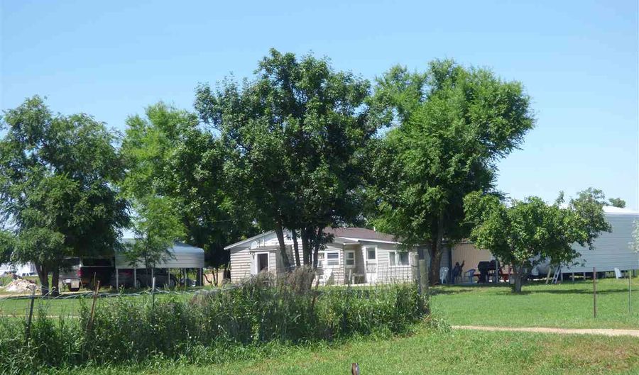 280 N. 8th Ave, Belle Fourche, SD 57717 - 2 Beds, 2 Bath