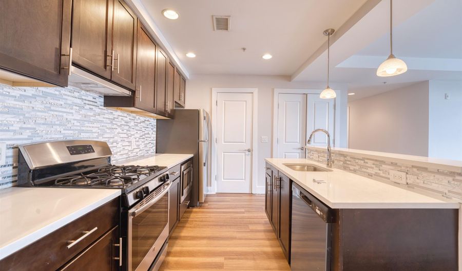1040 JOHN F KENNEDY Blvd 502, Bayonne, NJ 07002 - 2 Beds, 2 Bath