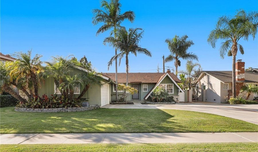 1907 S Gail Ln, Anaheim, CA 92802 - 4 Beds, 2 Bath