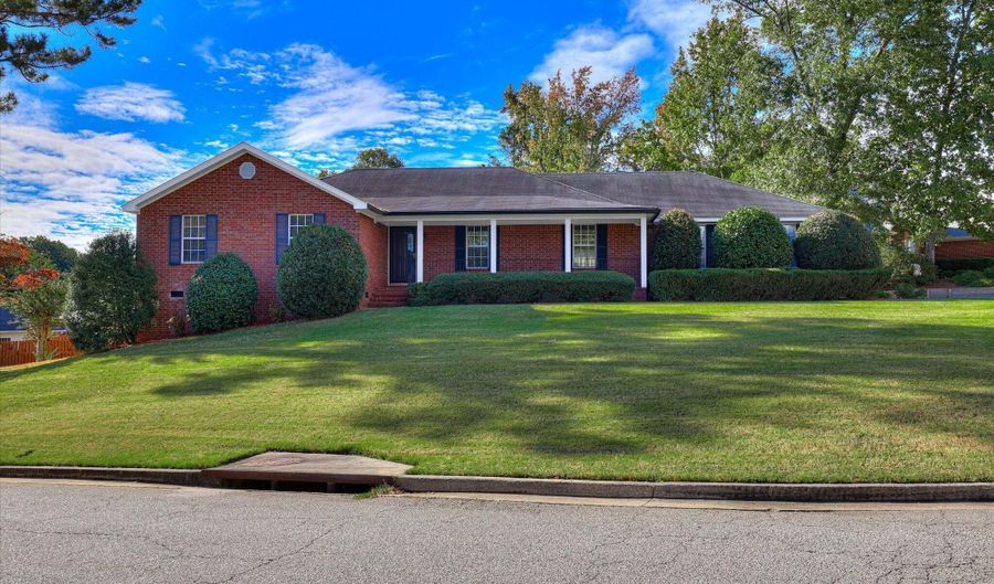 4783 Brookgreen Rd, Martinez, GA 30907 - 4 Beds, 2 Bath