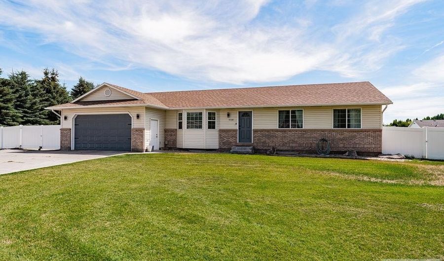 4338 E Mirinda Ln, Ammon, ID 83406 - 5 Beds, 3 Bath