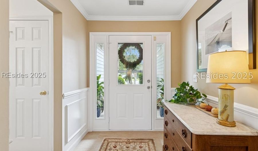 4 Lake Linden Pl, Bluffton, SC 29910 - 3 Beds, 2 Bath