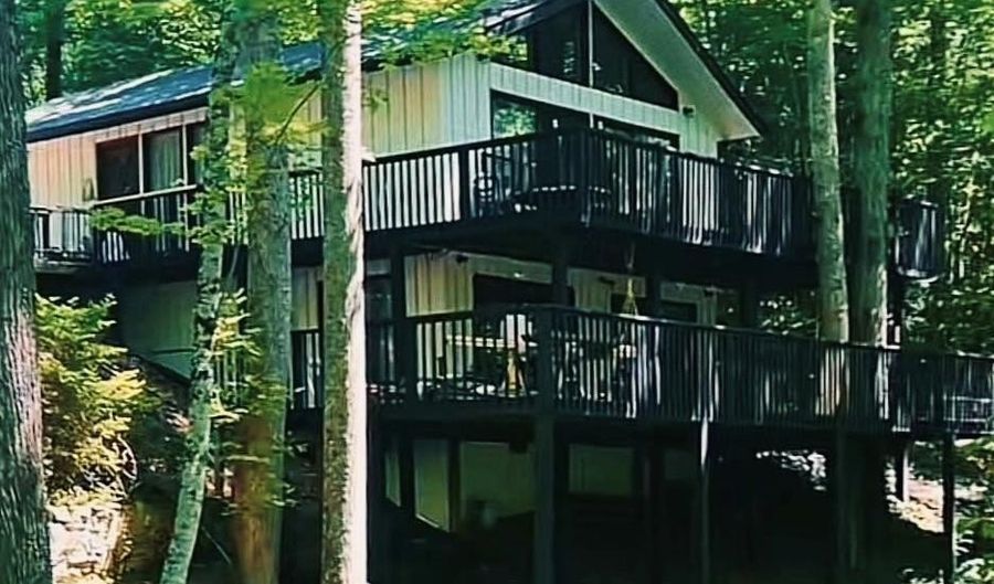 3045 Hwy 28, Almond, NC 28702 - 2 Beds, 2 Bath