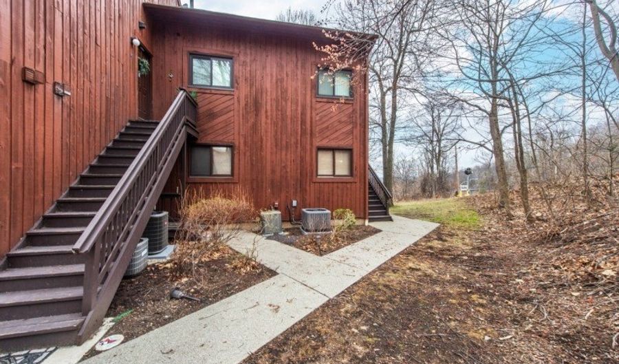 4 Winter Park Dr 4, Alloway, NJ 07462 - 2 Beds, 2 Bath